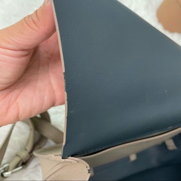 Zac Posen Eartha Iconic Saddle Shoulder/ Crossbody Bag - Beige sz small - Picture 13 of 16